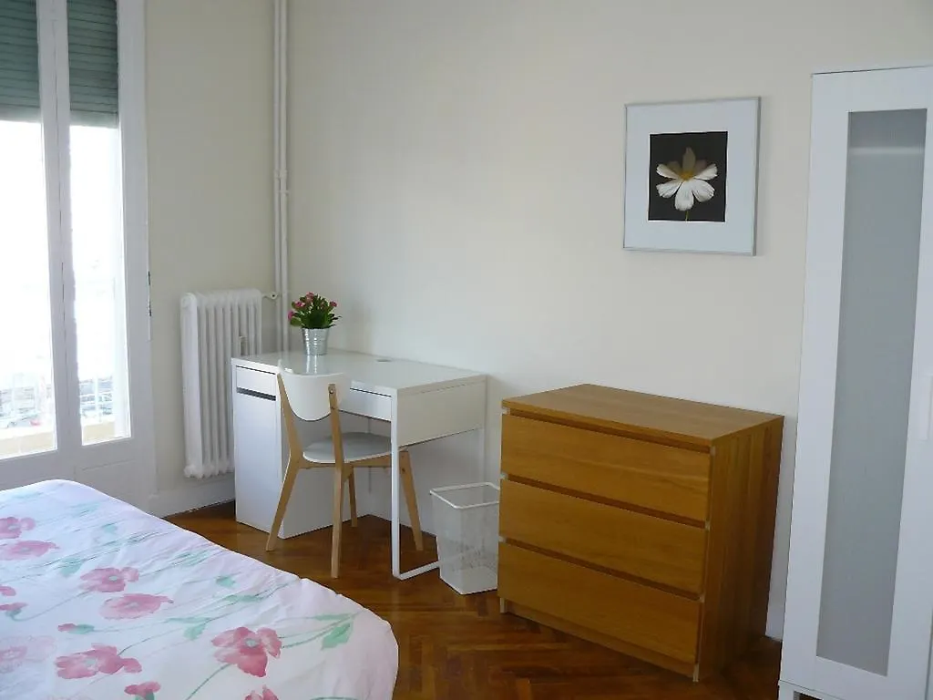 Apartment Oiseau Bleu Nice