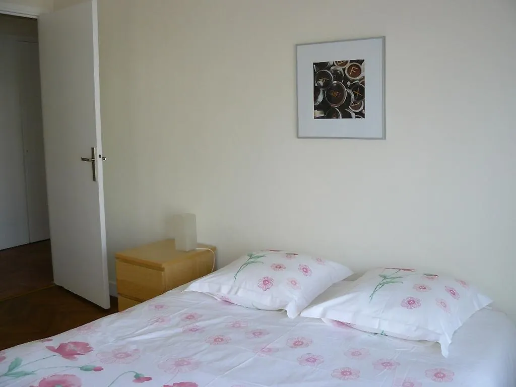 Apartment Oiseau Bleu Nice